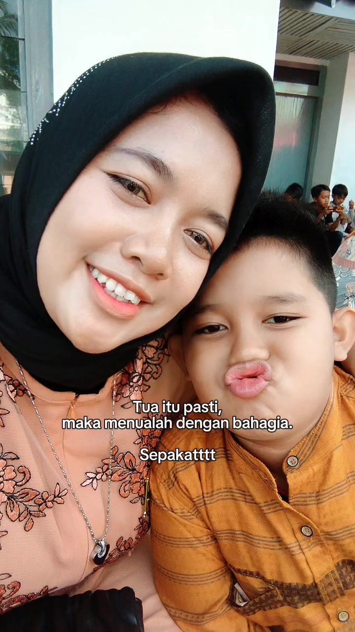 @Dhindhiya