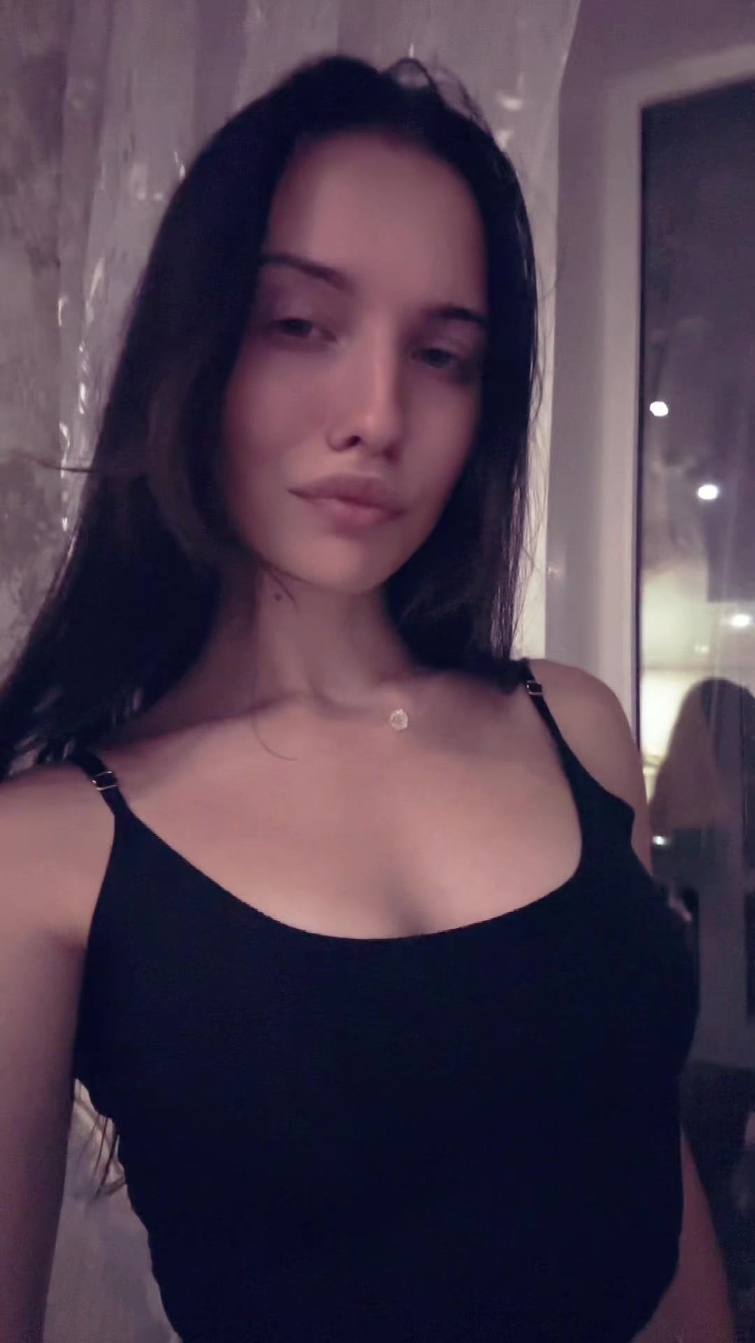 @Твоя бездна 💓