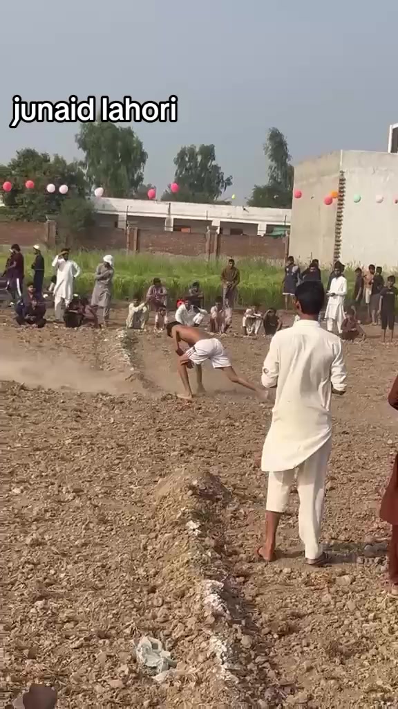 @junaid lahori 🇵🇰🇨🇦🇨🇦