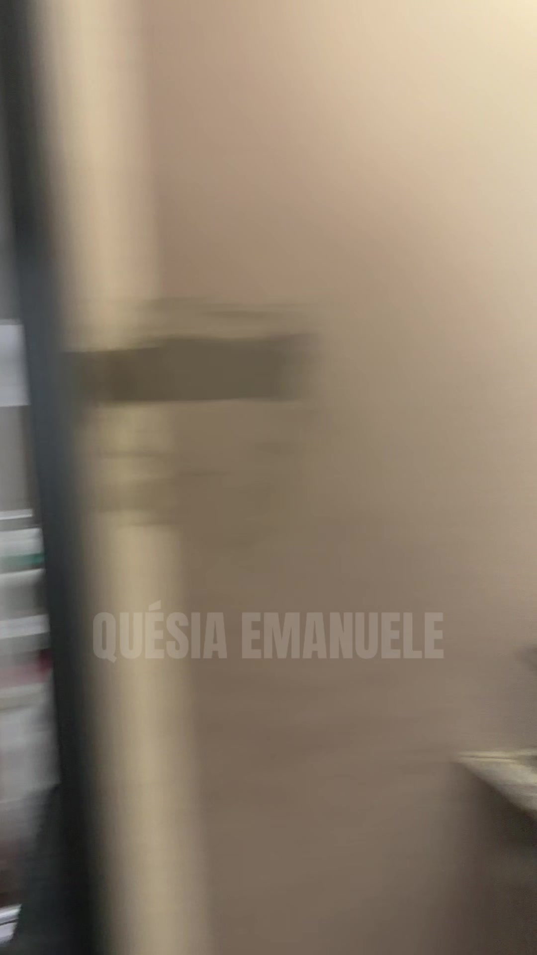 @Qu&eacute;sia e fam&iacute;lia J L