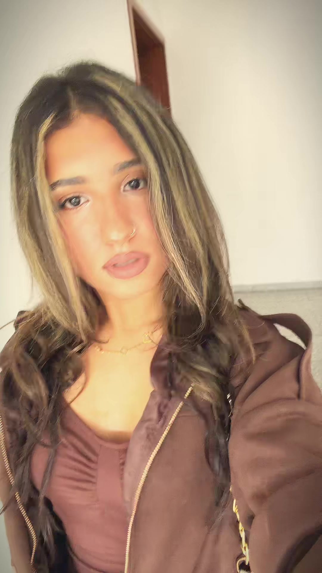 @y