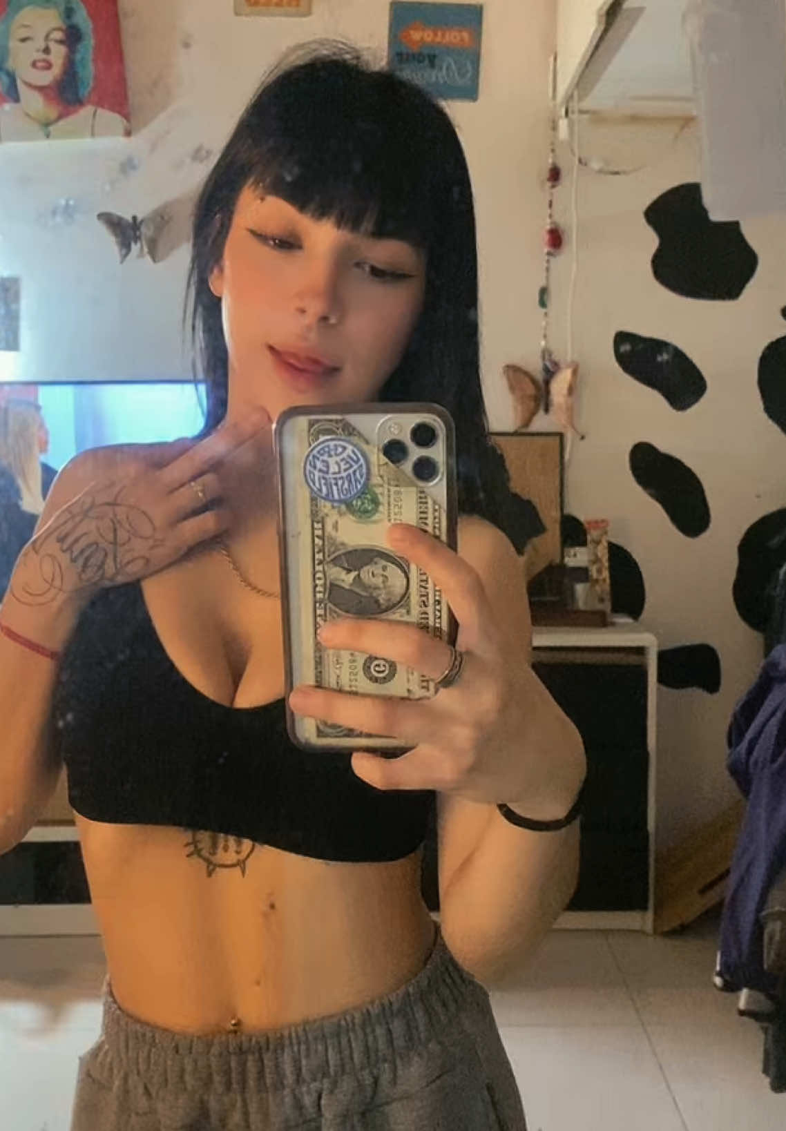 @amoraa