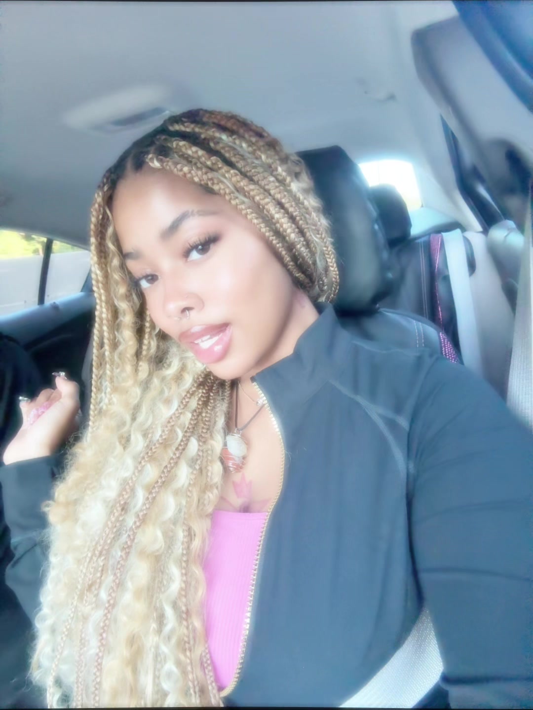@$anrioH03โ