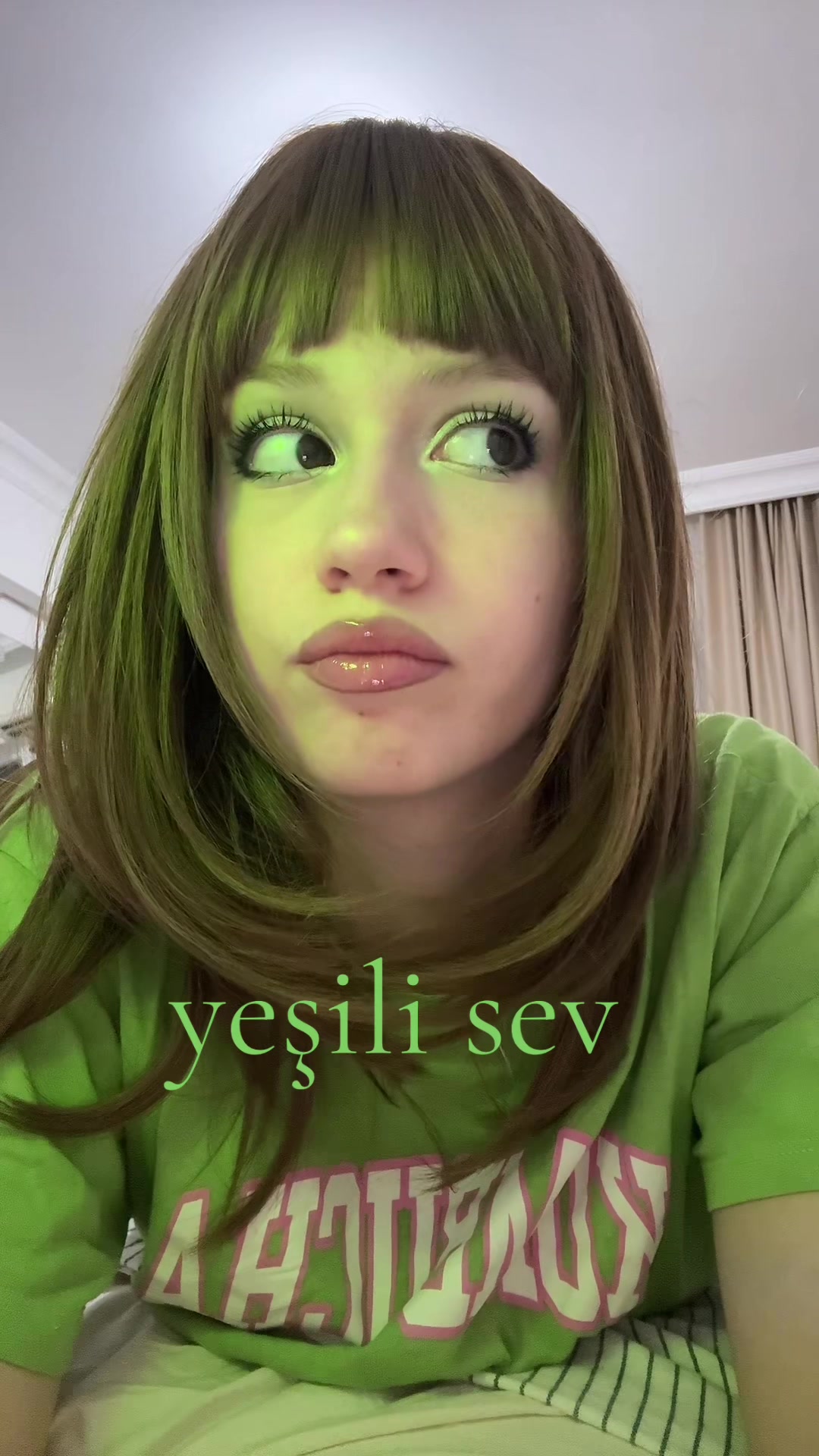 @estherᚐ҉ᚐ
