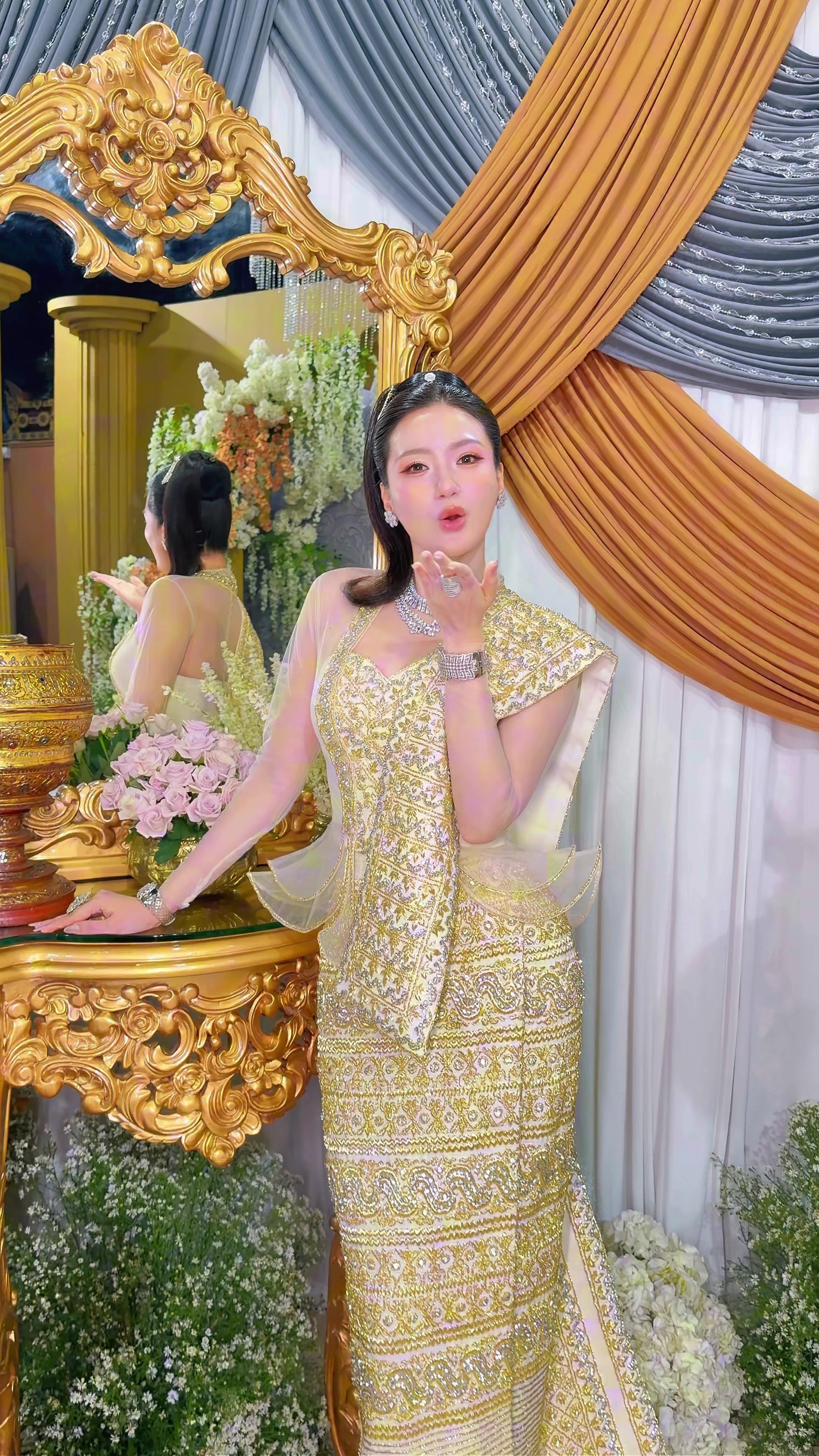 @zwal_yan_naing