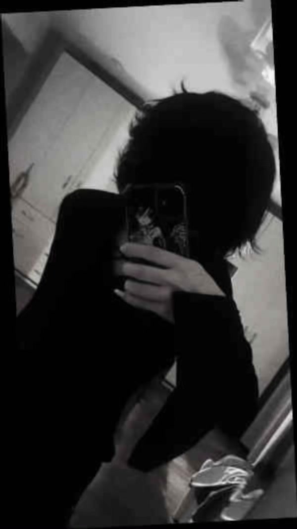 @.ēm0boÿ/,?!@“
