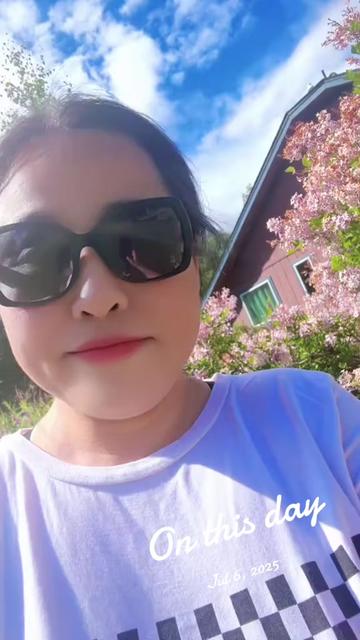 @💎Monica Le (Fan Hoàng Lâm 🎵)