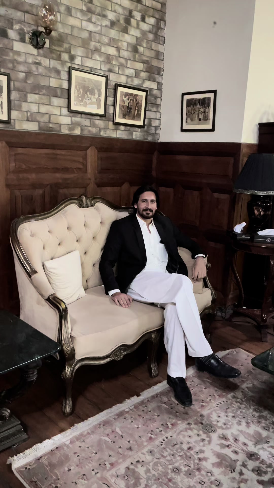 @اعزاز علی خان