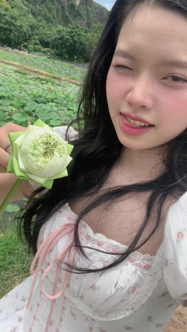 @Tẻn tẻn mát mát🍃🍂