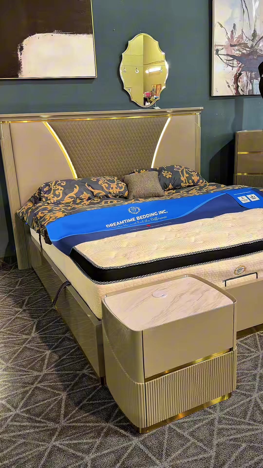 @Royal living furniture