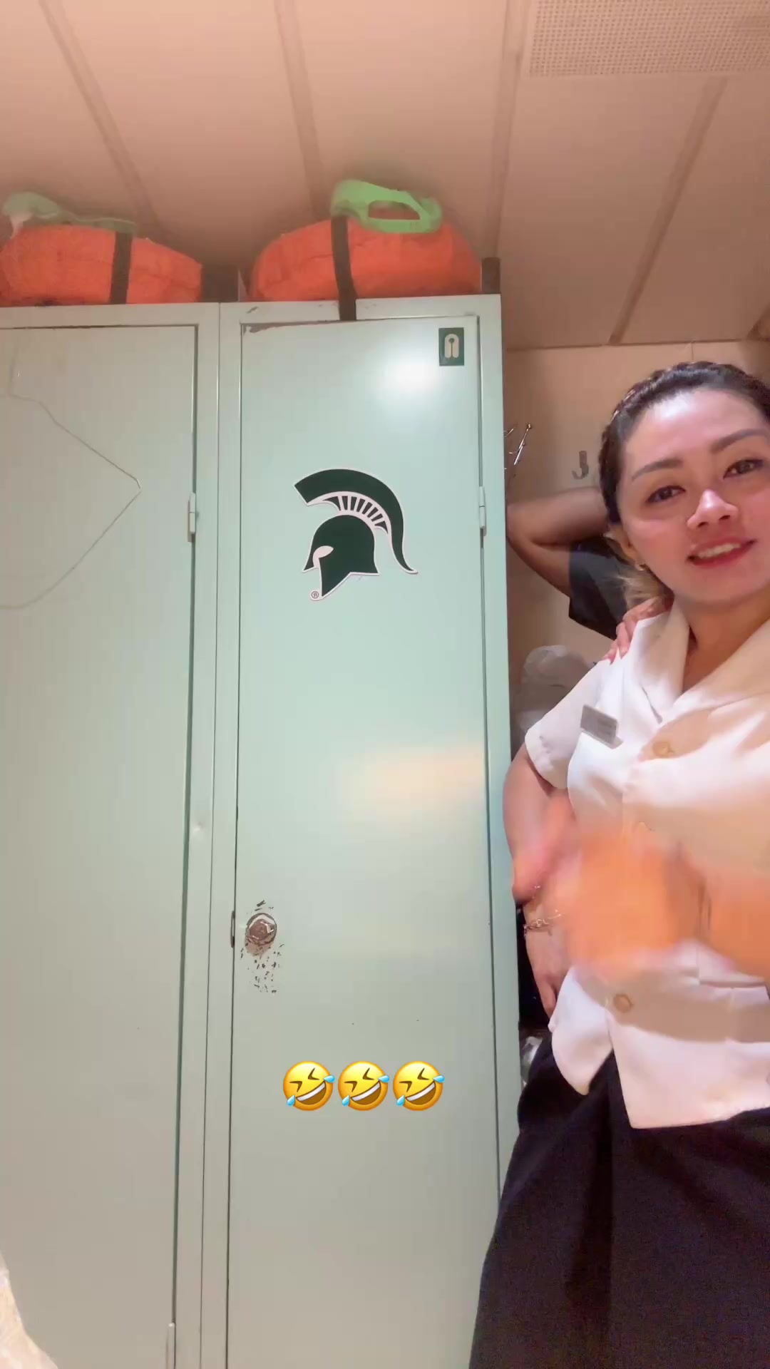 @𝑳𝑼𝑵𝑨 🫦🍒
