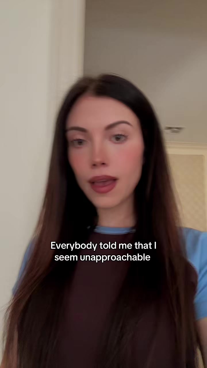 @Alexandra Adornetto