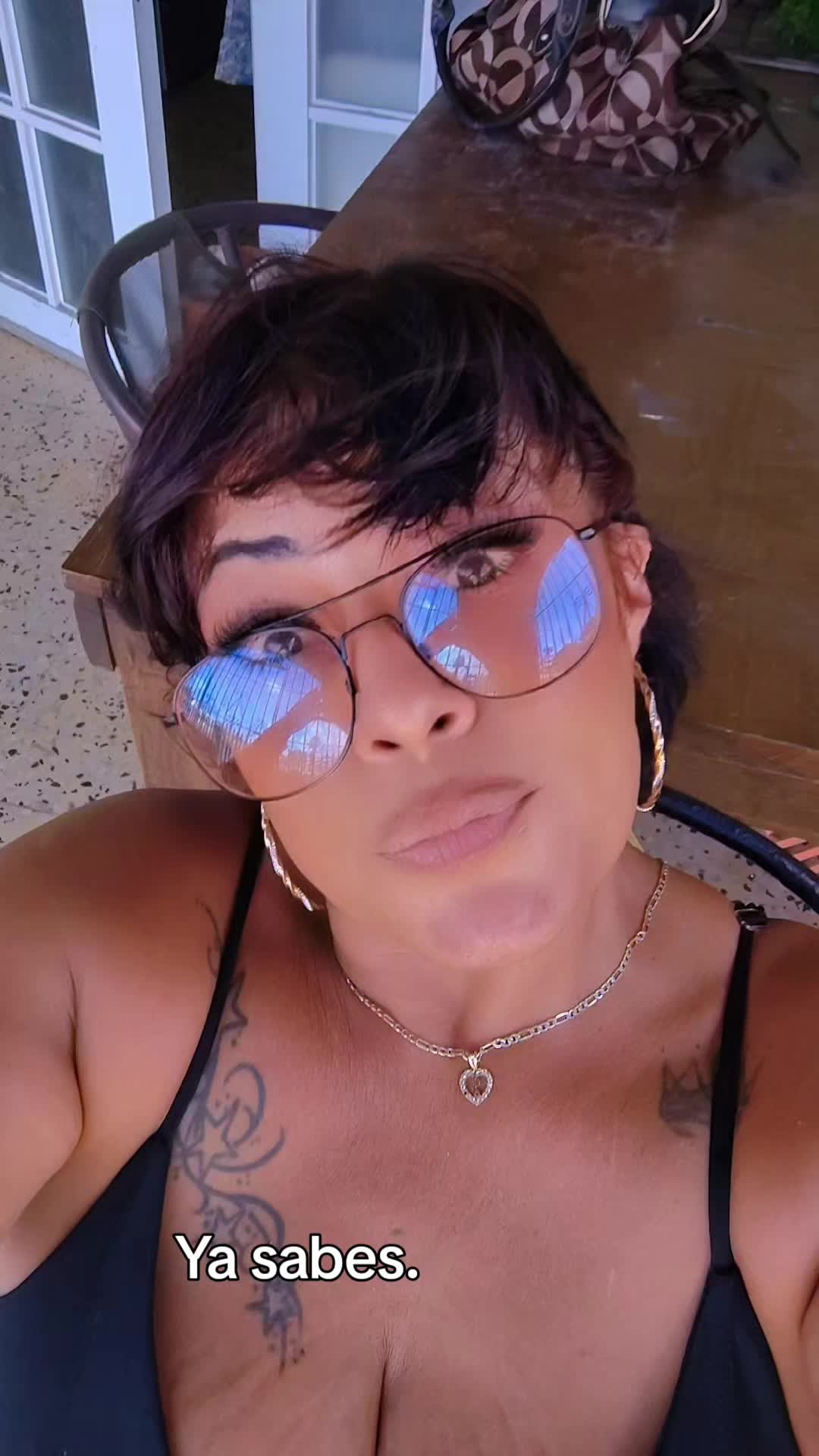 @IslandQueen 😘