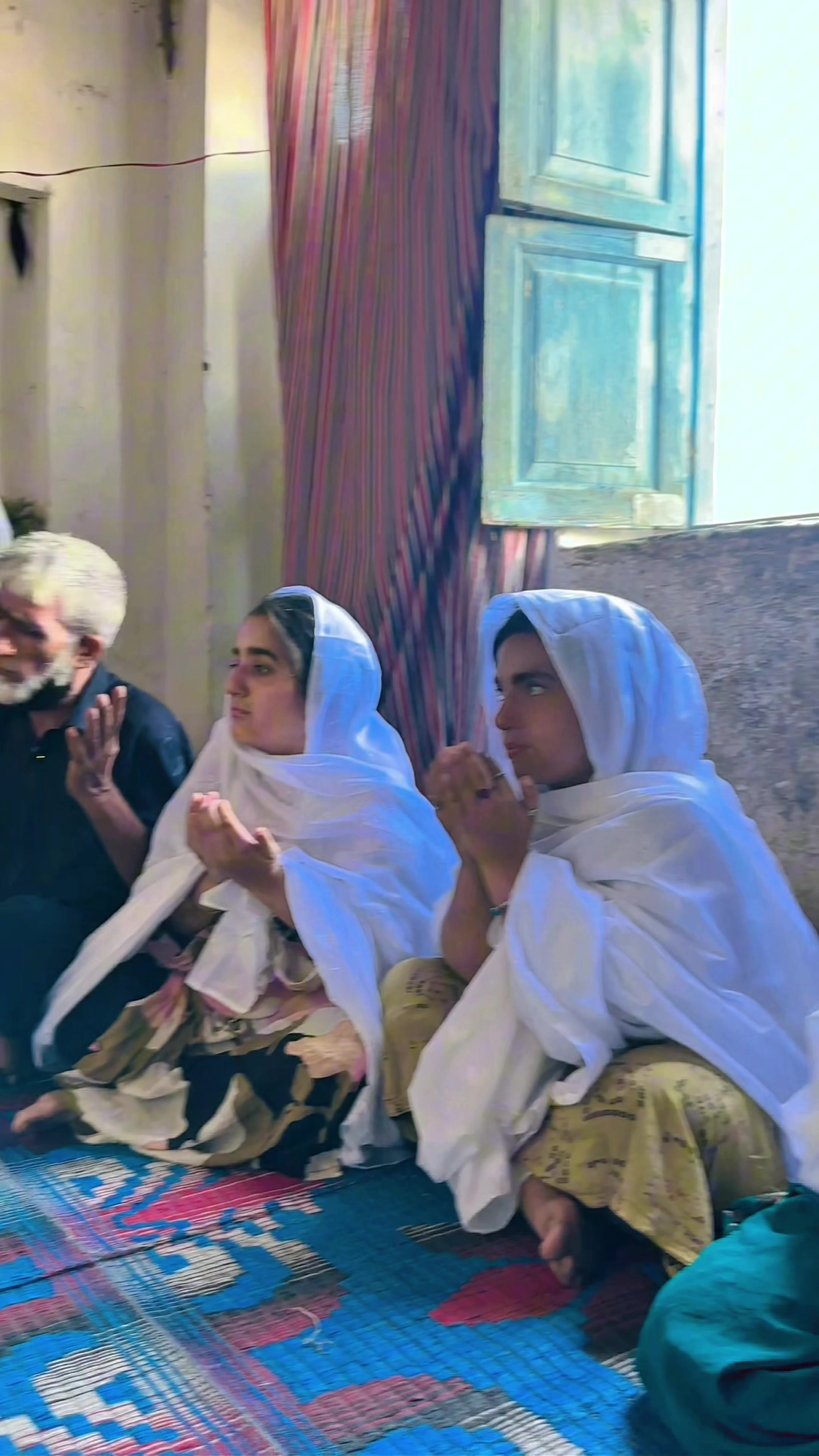 @ZA Da Ghareeb Awaz foundation