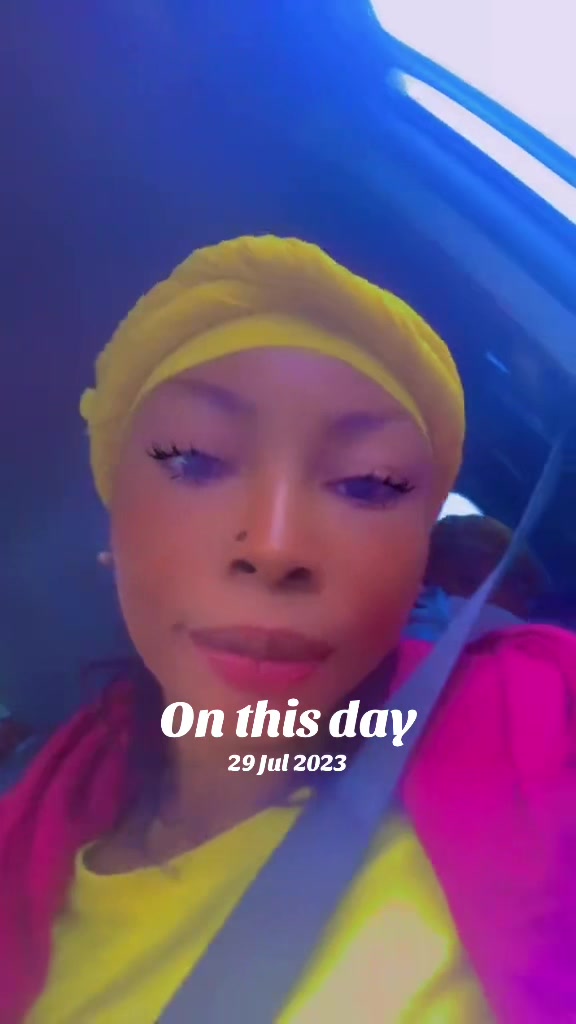 @ABAYA&SCARF VENDOR IN ABEOKUTA
