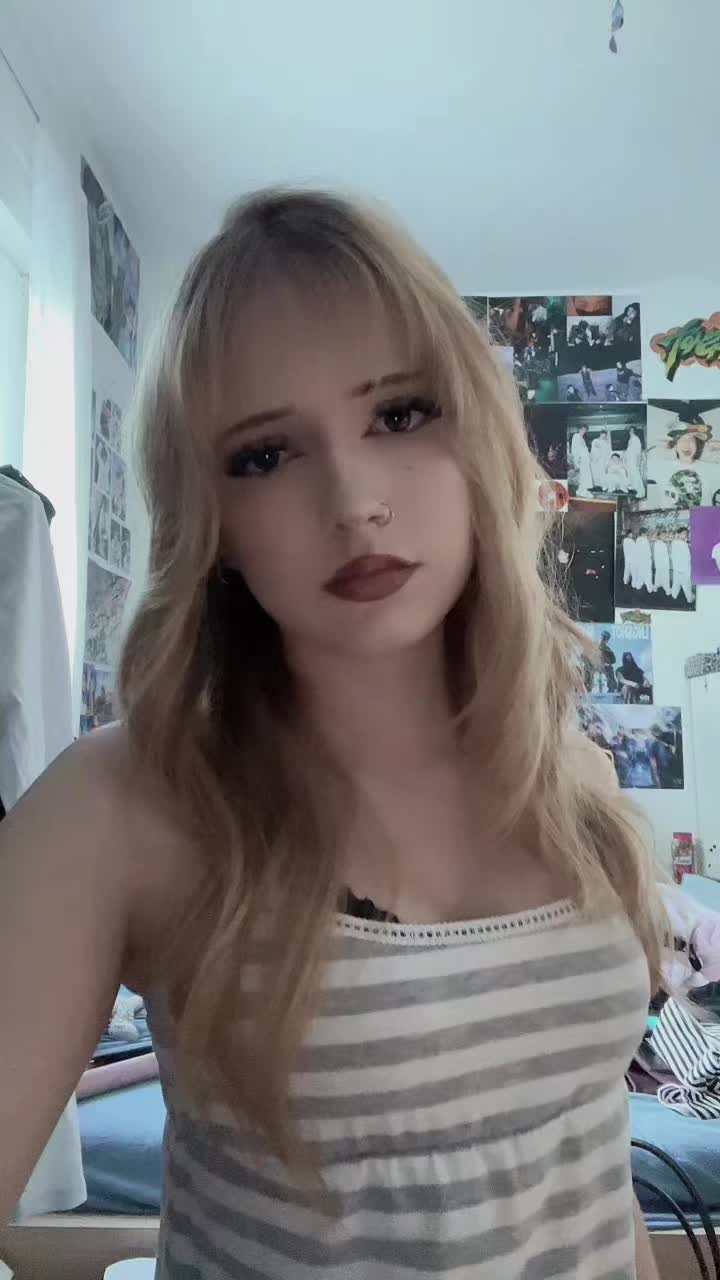@𝓒𝓱𝓪𝓻𝓵𝓲𝔃𝓮⁴ˢʰᵒ