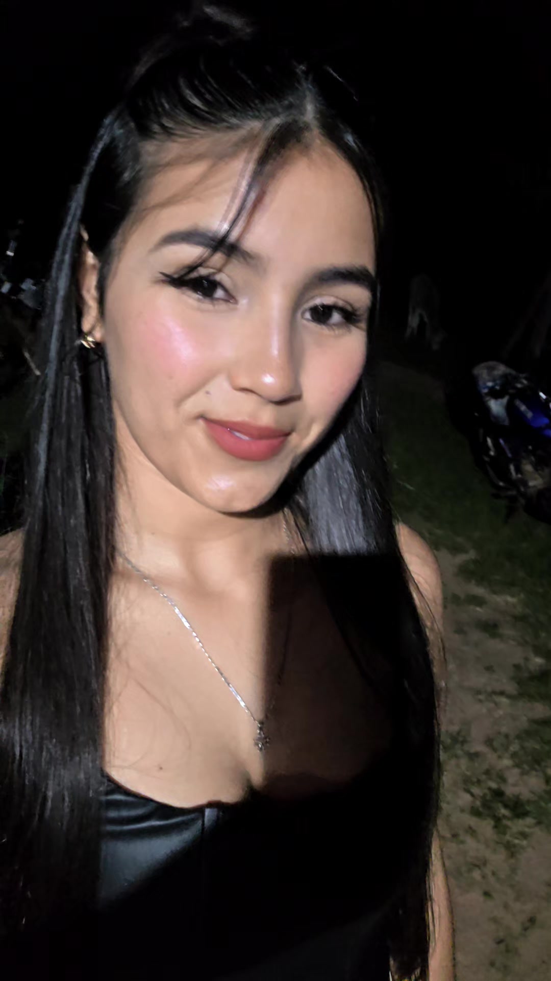 @Lali González🦋👽💫🚼
