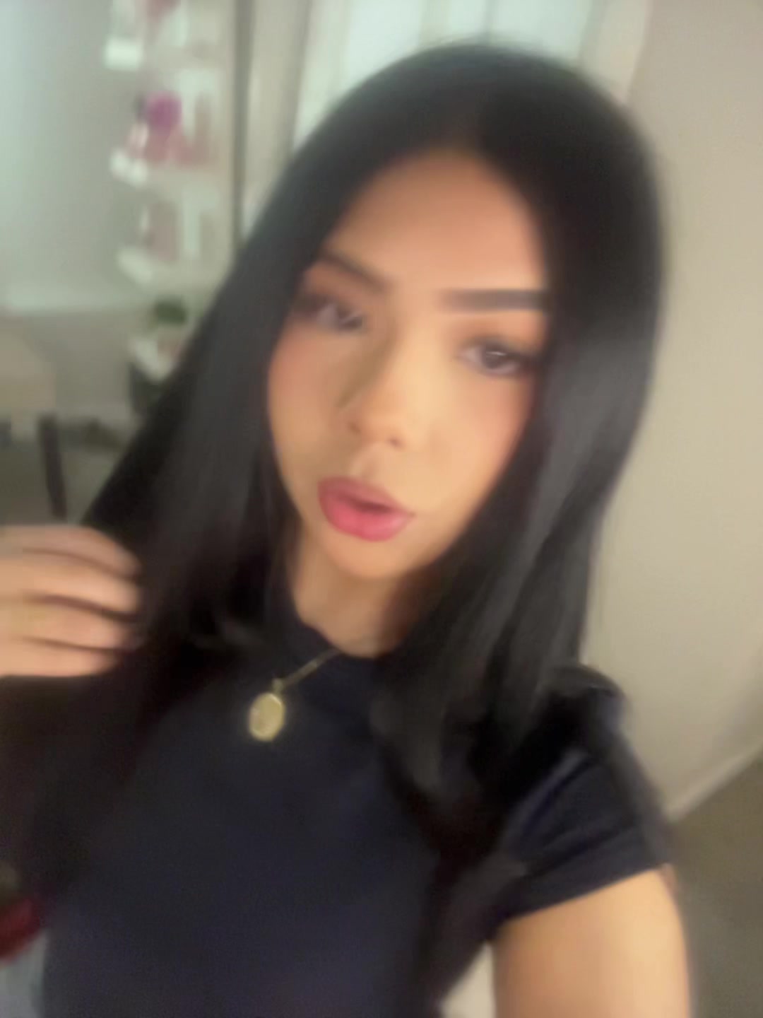 @⃟