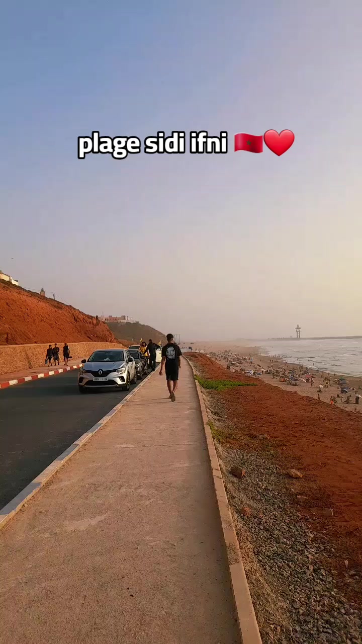 @نادية افناوية بعمرانية 🇨🇵