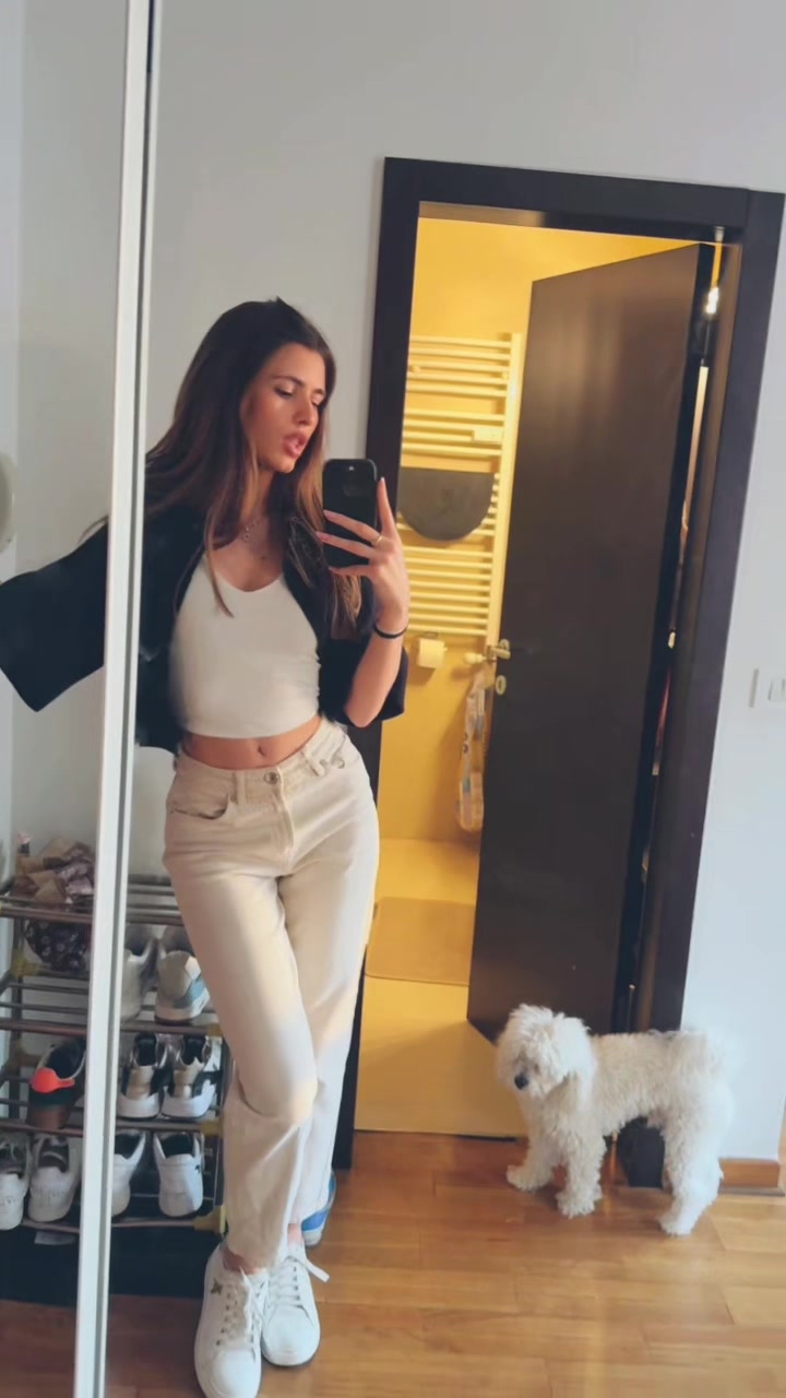 @Viktorija