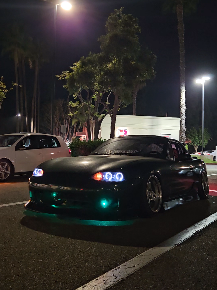 @Moist_Yata