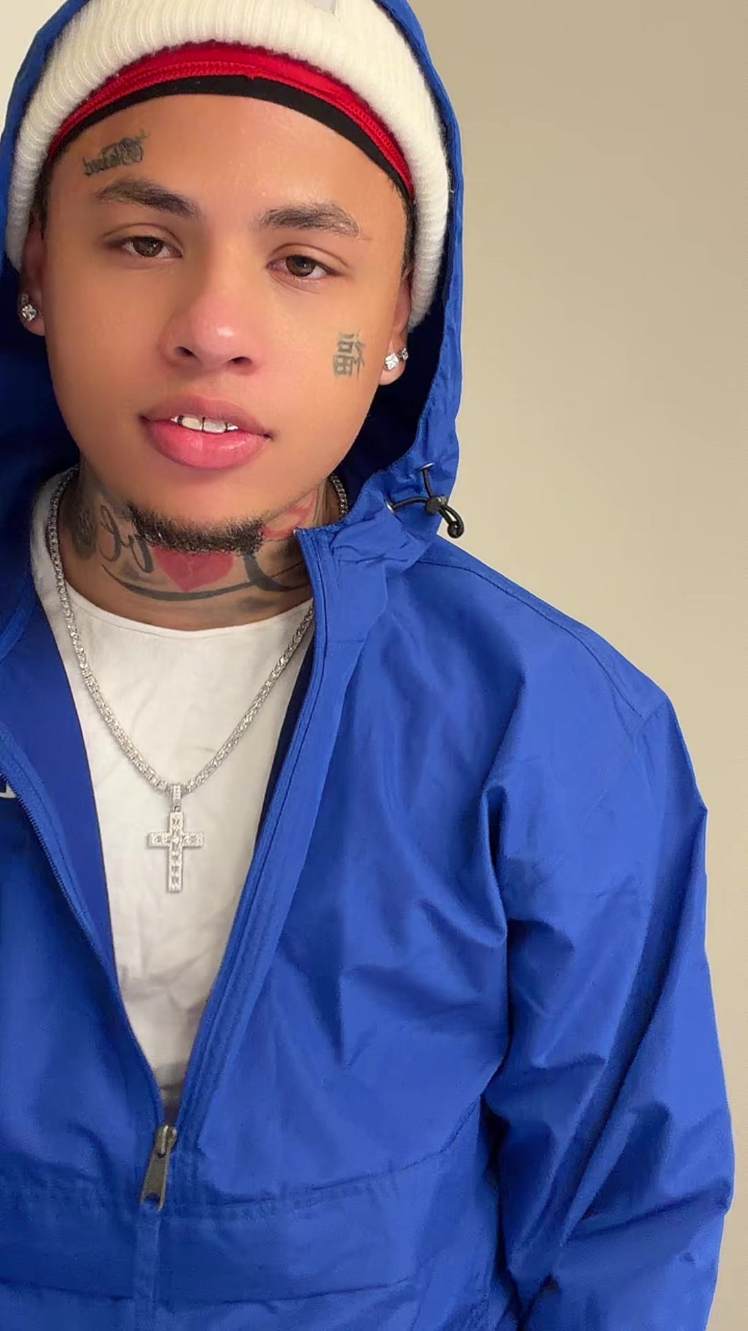 @•R E L L O• 🧿