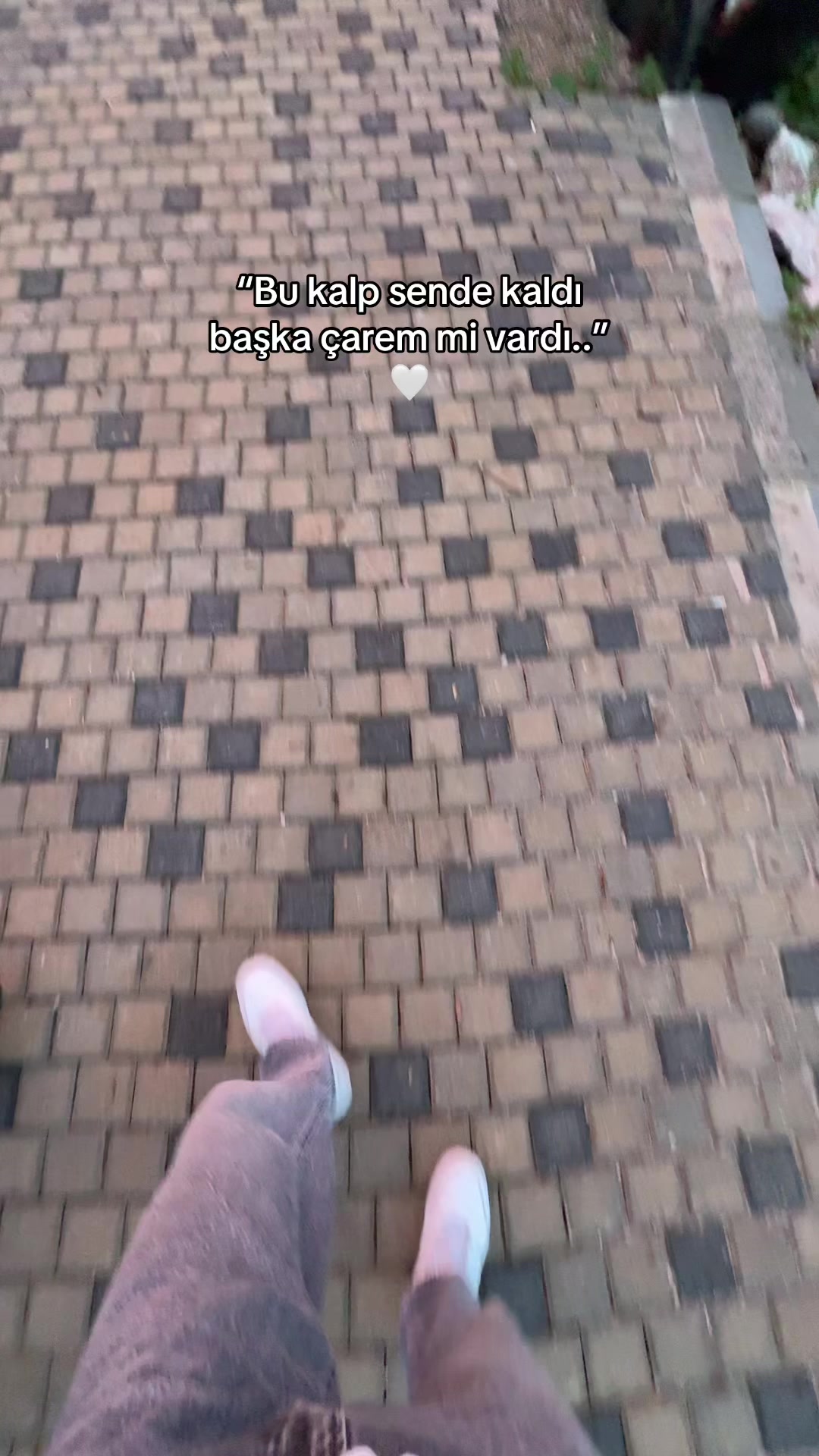 @𝒊,𝒔𝒕𝒐𝒓𝒚