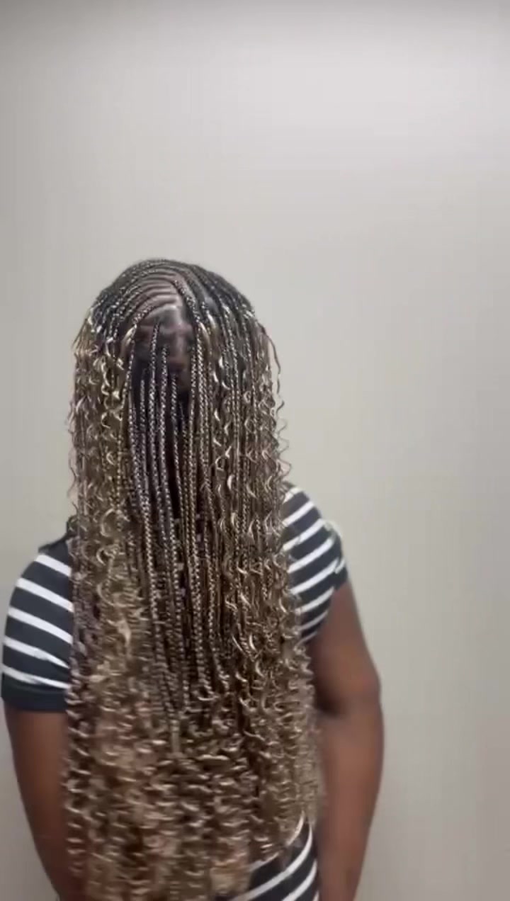 @karabomorake2