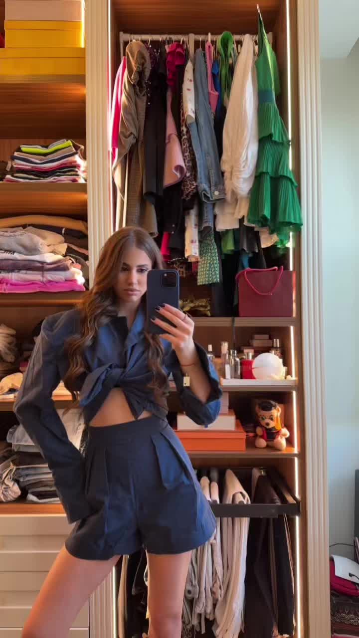 @LI