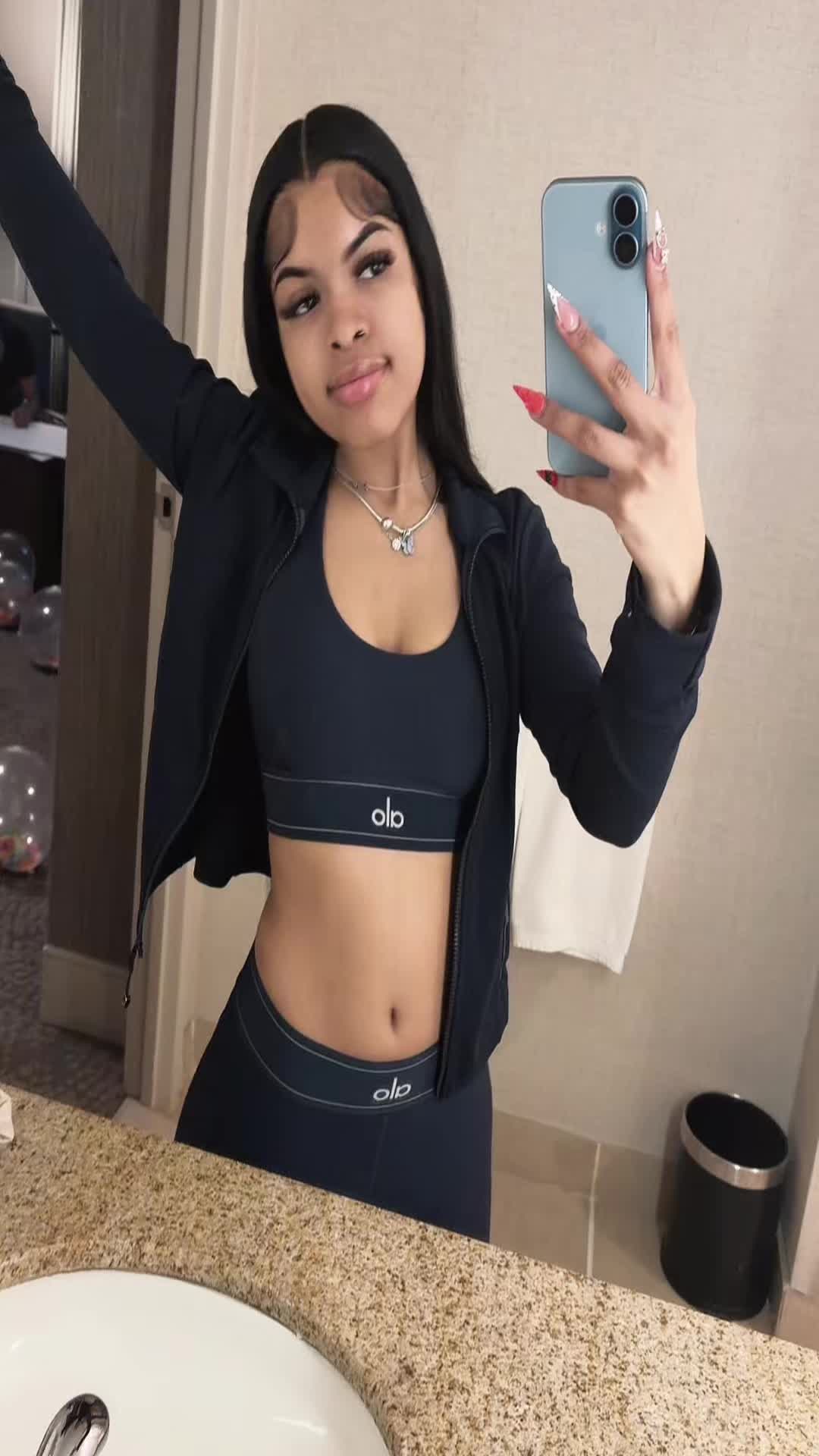 @londonrenayy