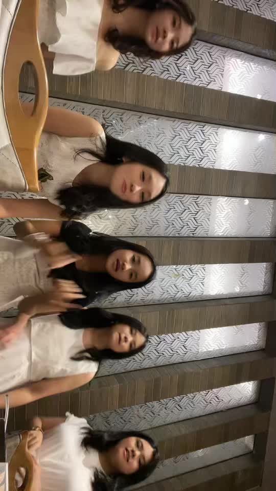 @🧿