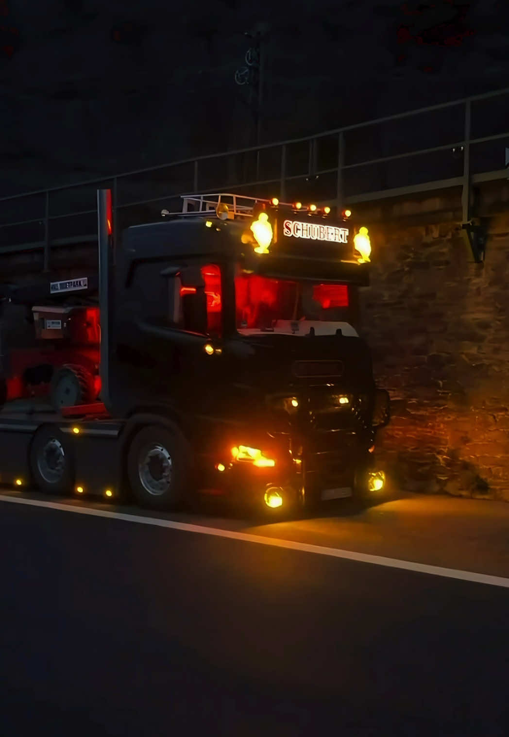 @xTheMainTrucker™
