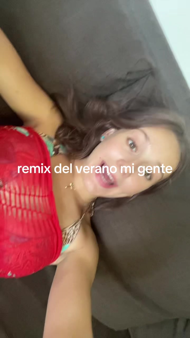 @✰