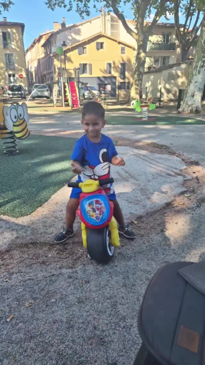 @stecyNah&euml;l👩&zwj;👦