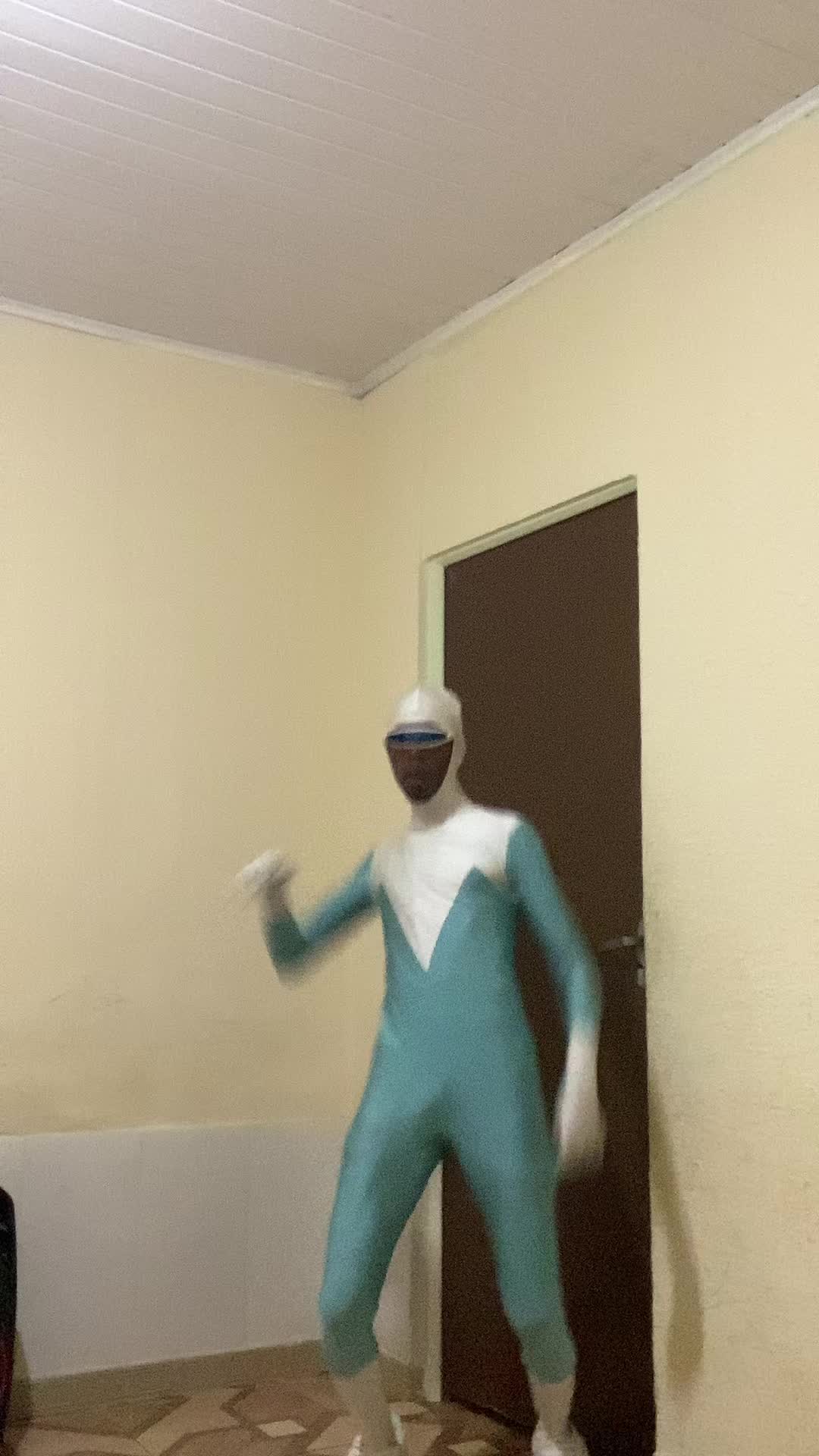 @Geladooh Famoziin