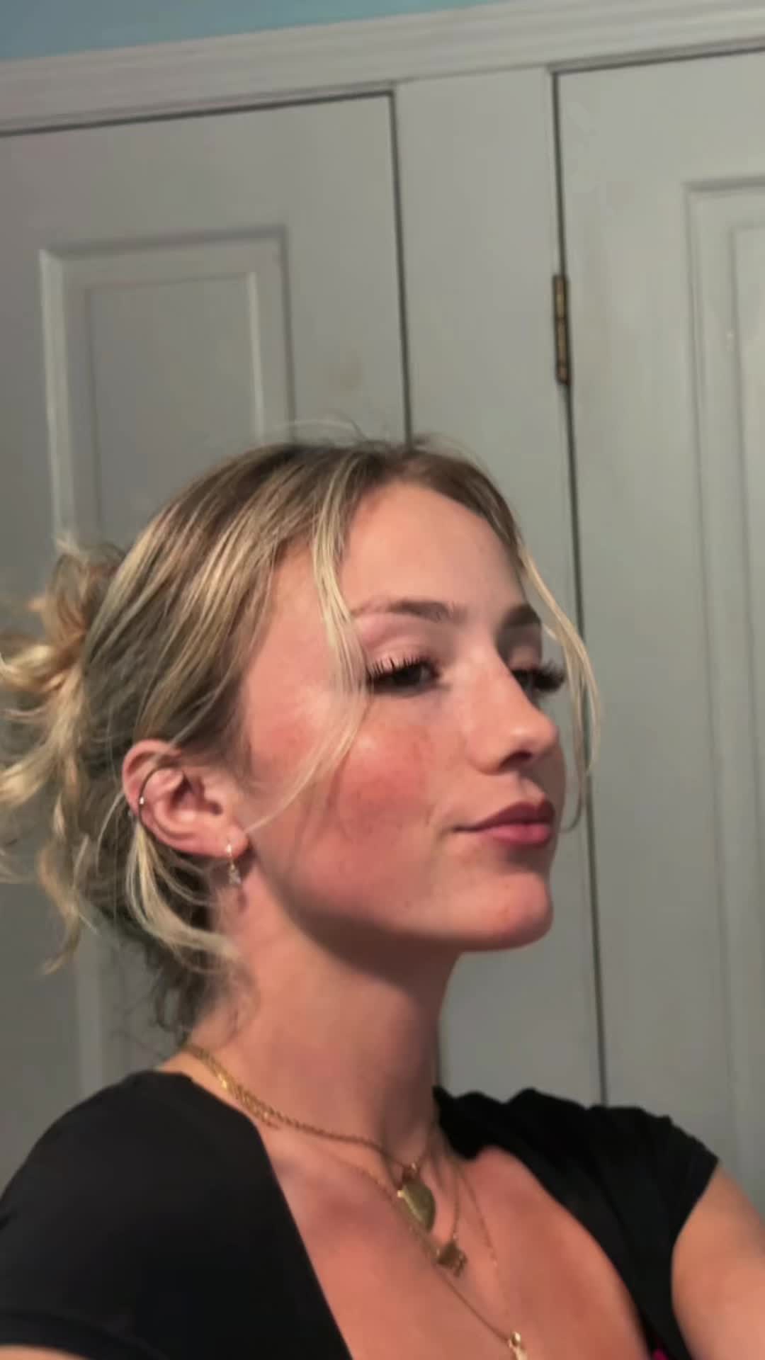 @Skylar