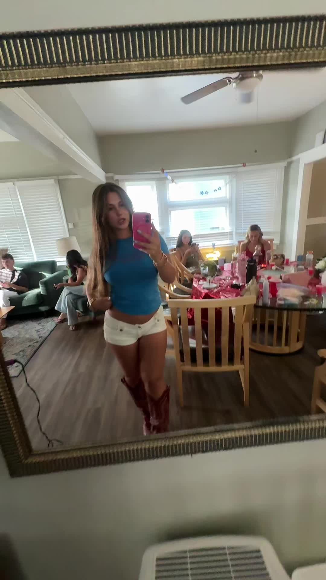 @caroline:)