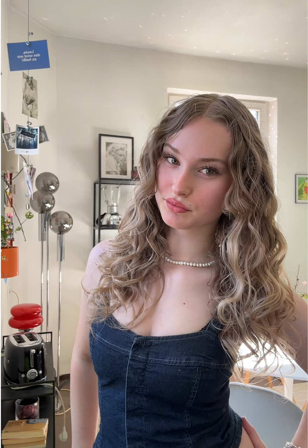 @Lily 🎀🪩