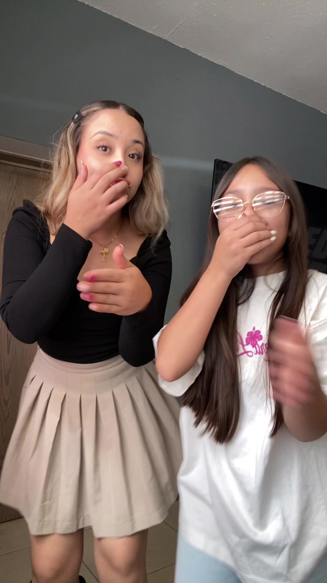 @Nia Mora