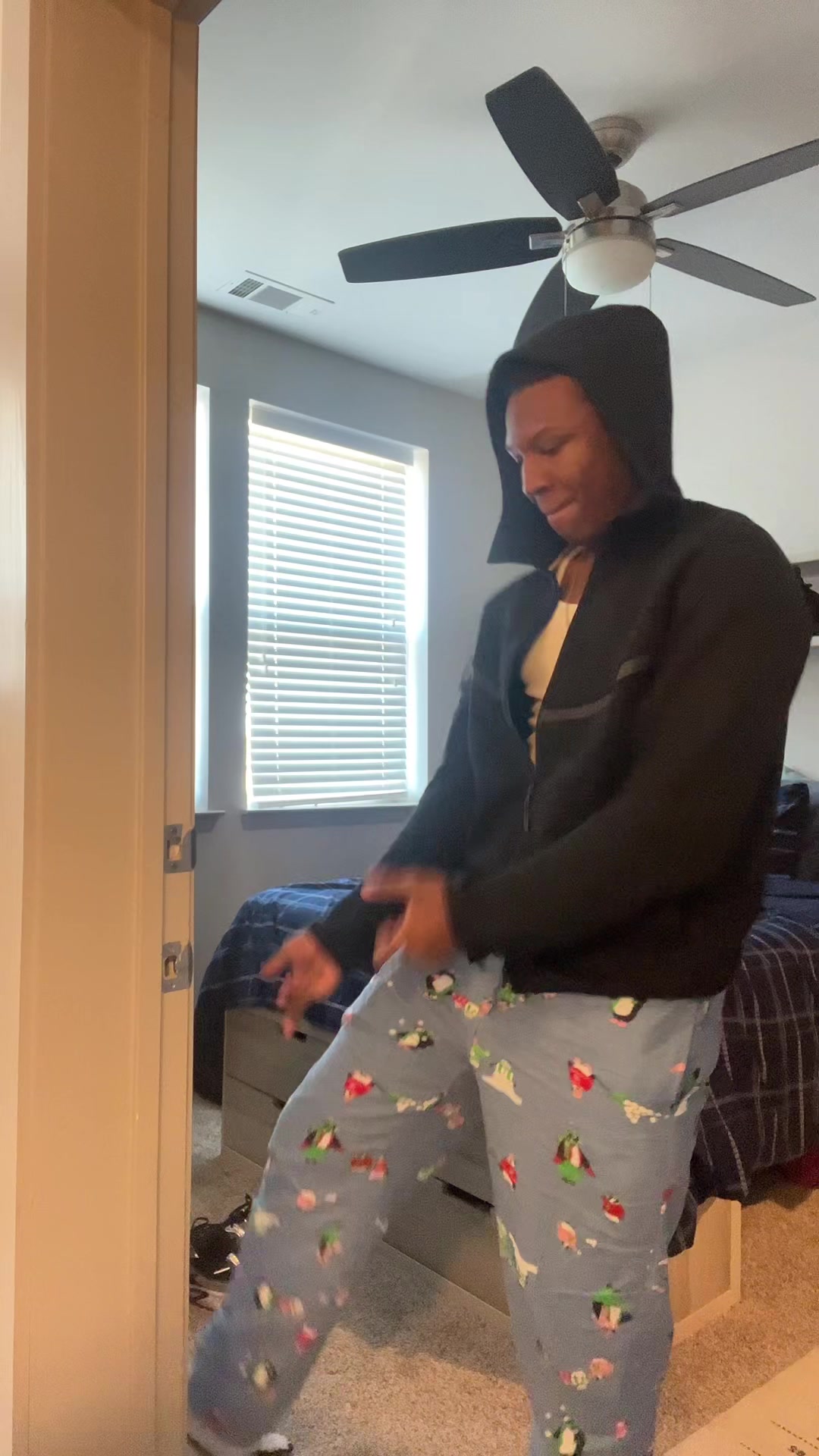 @useruno