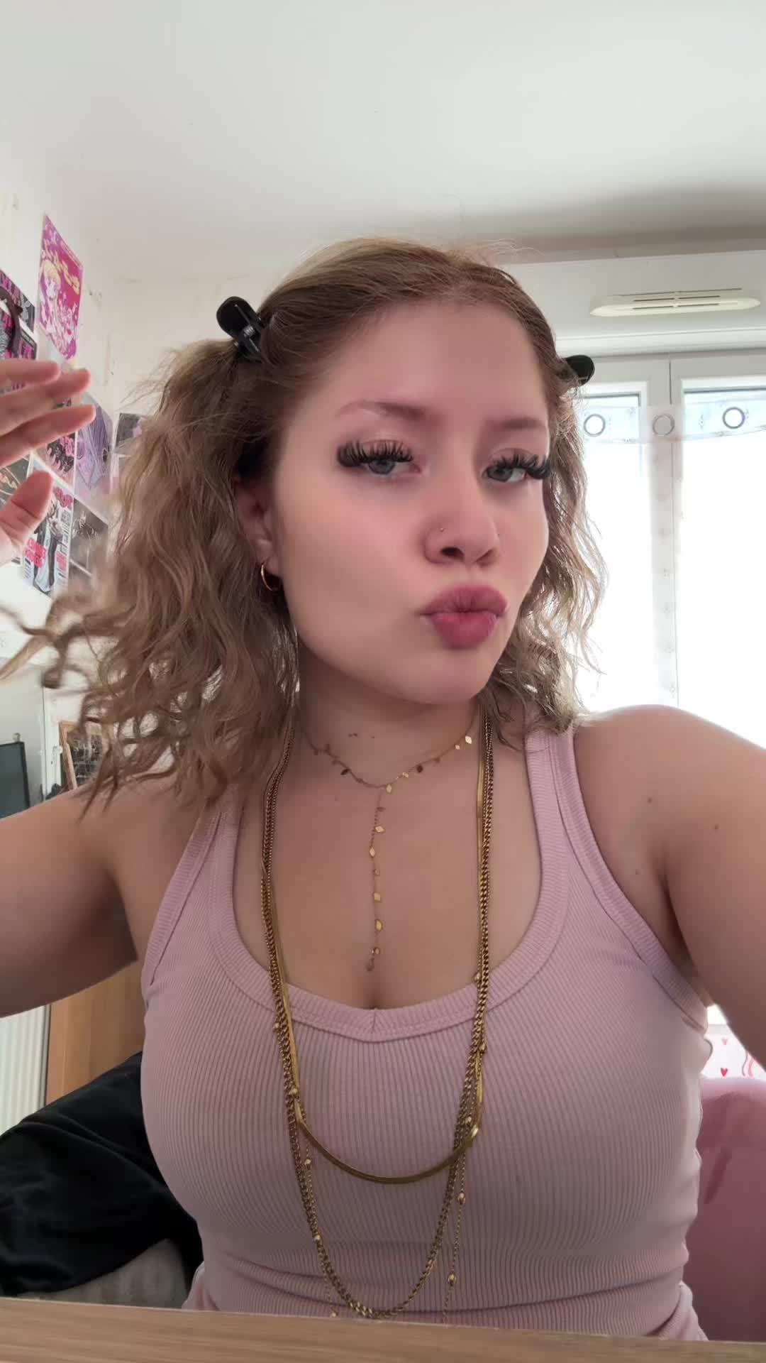 @Ihateulyn👅