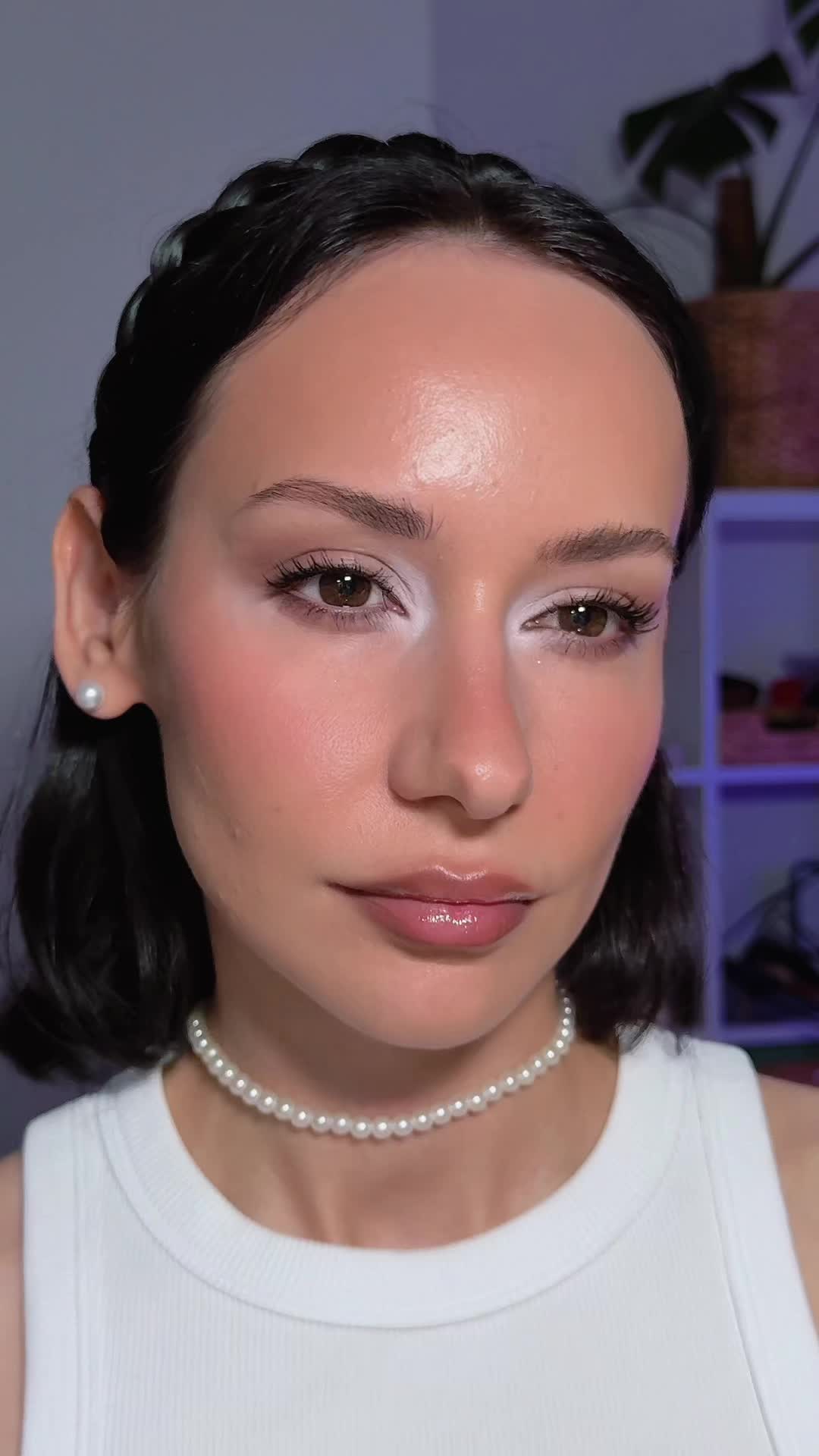 @izzydeva