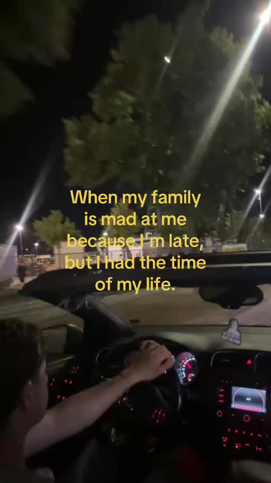 @𝐚𝐮𝐭𝐫𝐞 𝐦𝐨𝐧𝐝𝐞 🌺