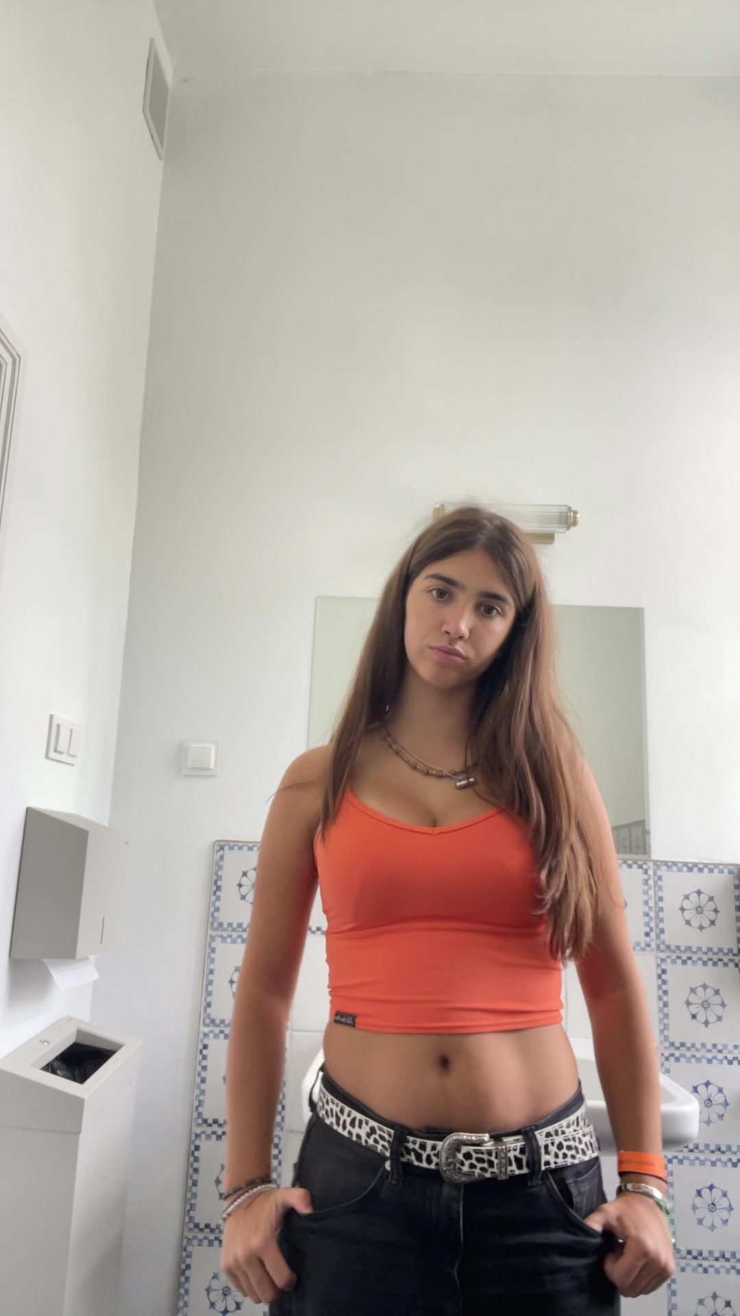 @𝓬𝓵𝓪𝓻𝓪
