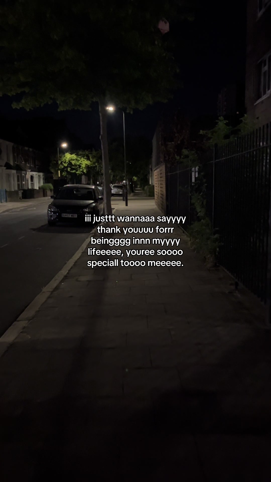 @✰