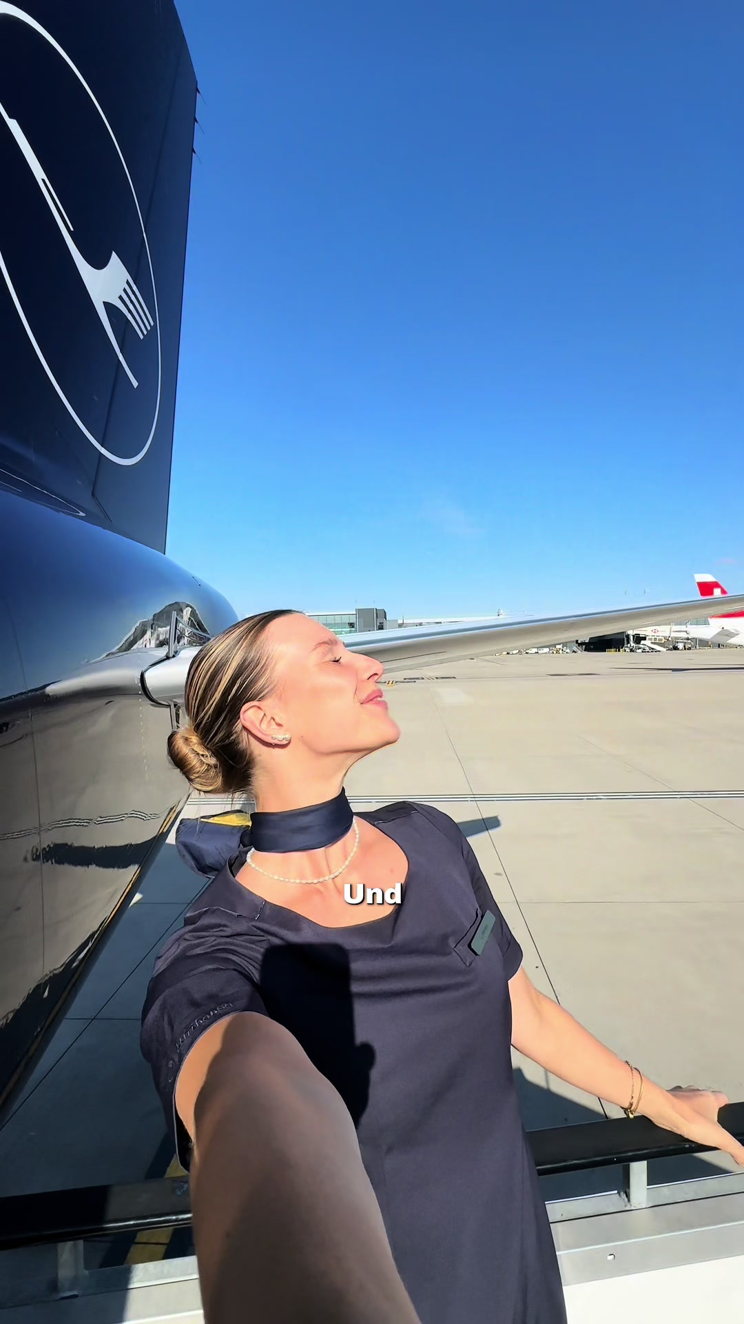 @Lilly | Flight Attendant 💌