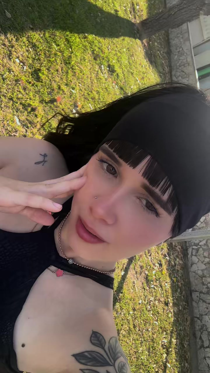 @444💋