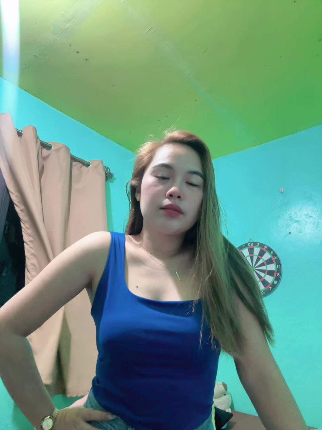 @𝑀𝒾𝓈𝓈 𝑅𝑜𝒸𝒽 👩&zwj;🏫🇵🇭