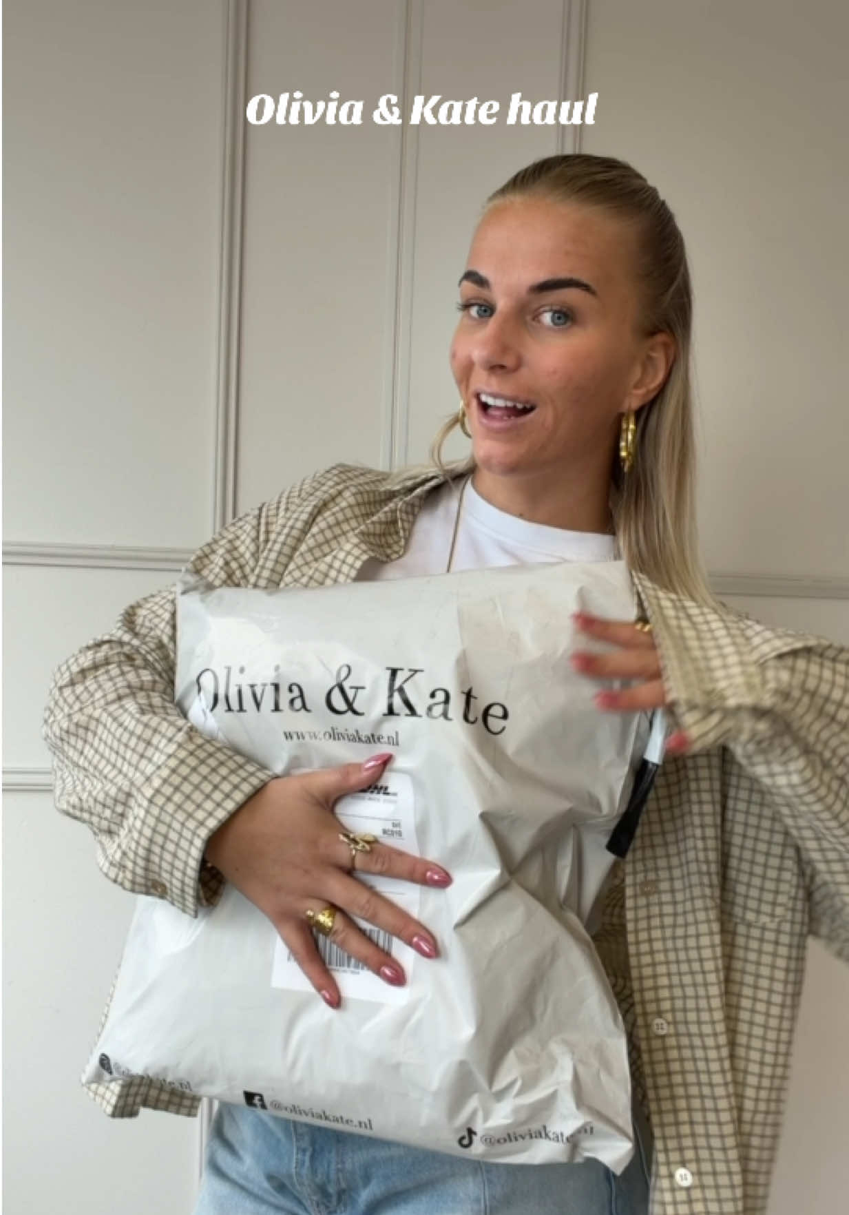 @Melanie Stinstra ☀️🛍️🏋️&zwj;♀️🌴
