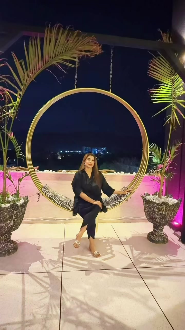 @Raheelakhanofficial